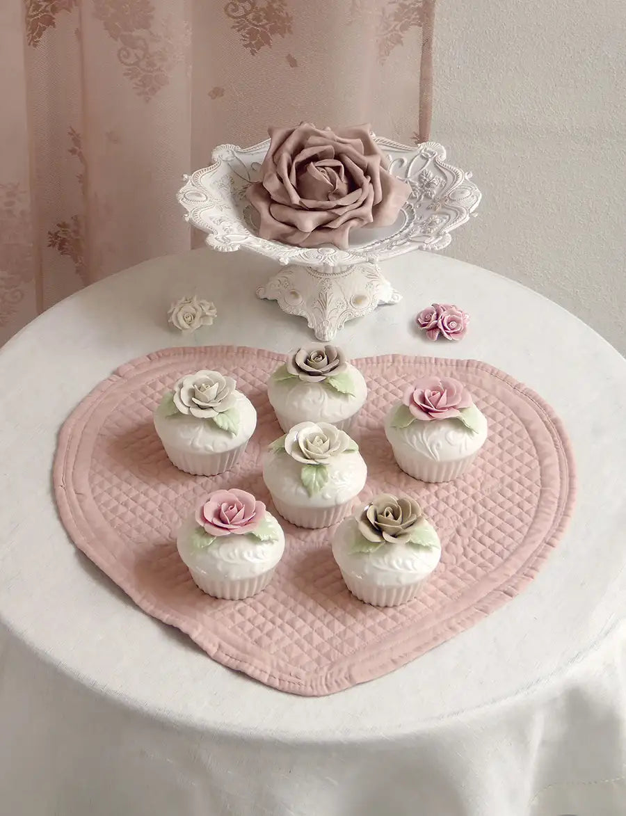 Cofanetto Ceramica Opaca Shabby Chic Cupcake Rosa Elvis Colore Bianco / Avorio 8x10