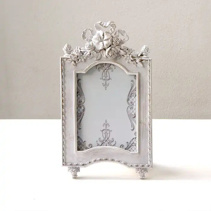 Cornice portafoto da Tavolo in Stile Shabby Chic Collezione Elegance Colore Bianco Anticato per fotografie 10 x 15 cm